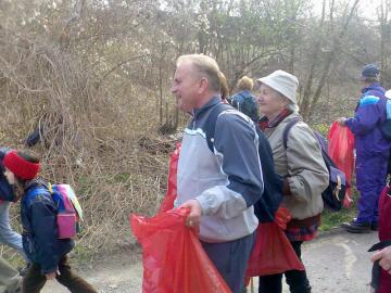 Environmentálny program spojený s čistením a upratovaním Bojníc 31.3.2007 Environmentálny program spojený s čistením a upratovaním Bojníc 31.3.2007